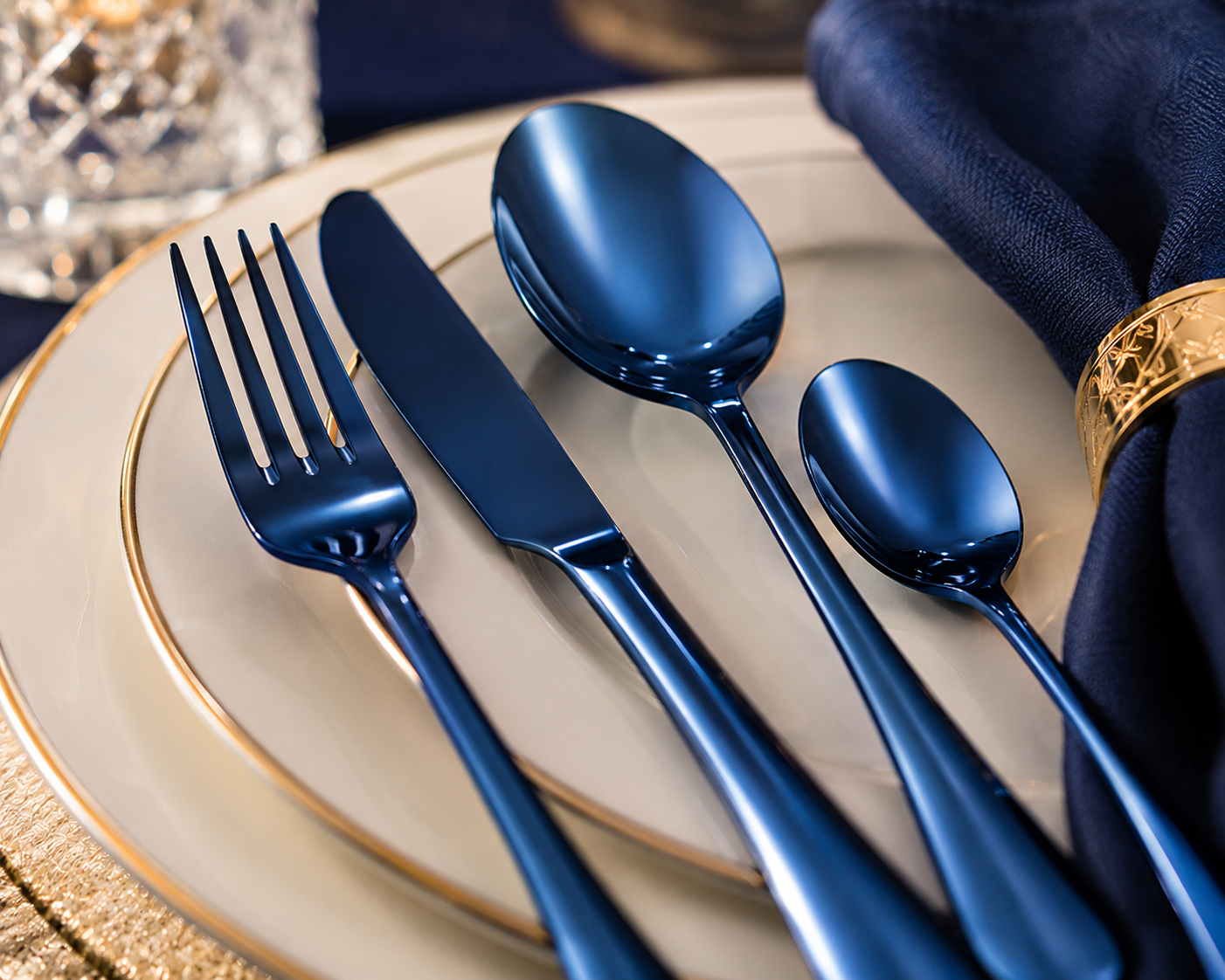Sapphire Blue Luxury Flatware Set (24 Piece)